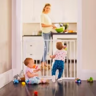 Munchkin Otomatik Bebek Güvenlik Kapısı  Beyaz STD